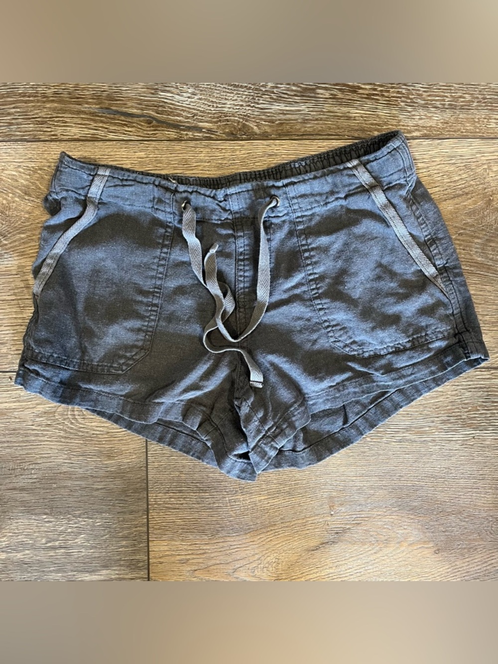 Alter'd State Women's Linen Blend Shorts Grey S Elastic Waistband
